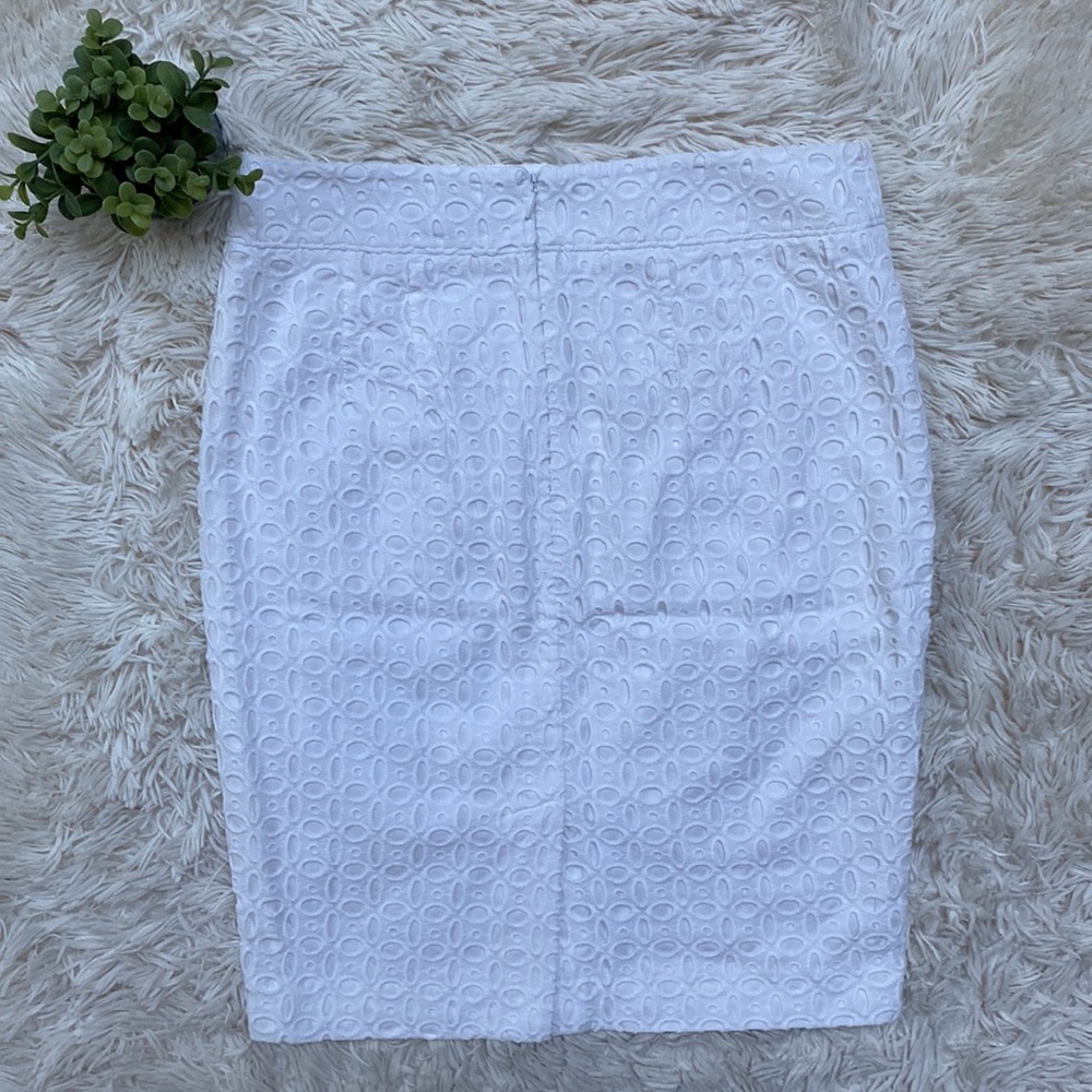 Loft Embroidered Eyelet Pencil Skirt 💗 White - Picture 5 of 14
